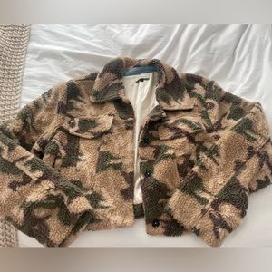 NYC Boutique Camo Fleece Cropped Jacket